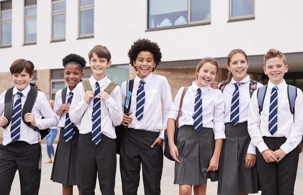Ordinary school. Подростки в школе. Ordinary school. End of school. Форма для старшеклассников.