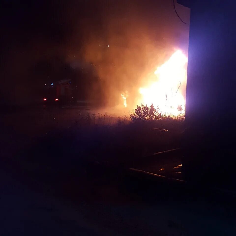 Что горит в заречье