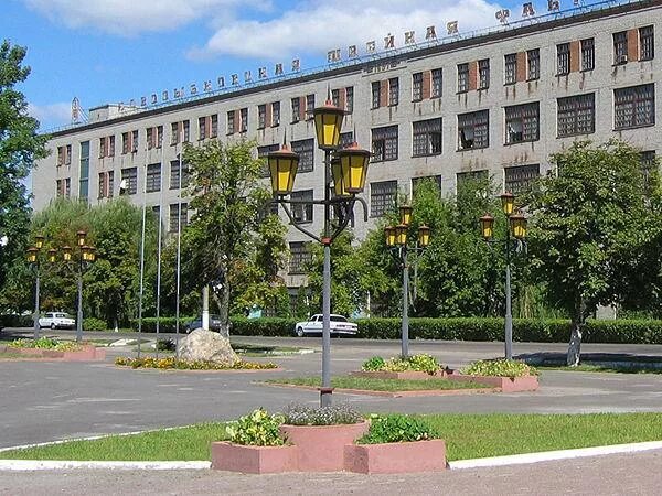 Новозыбков швейная фабрика. Дк белорецк. Новозыбков тц. Новозыбков швейная фабрика. Новозыбков швейная фабрика млп.