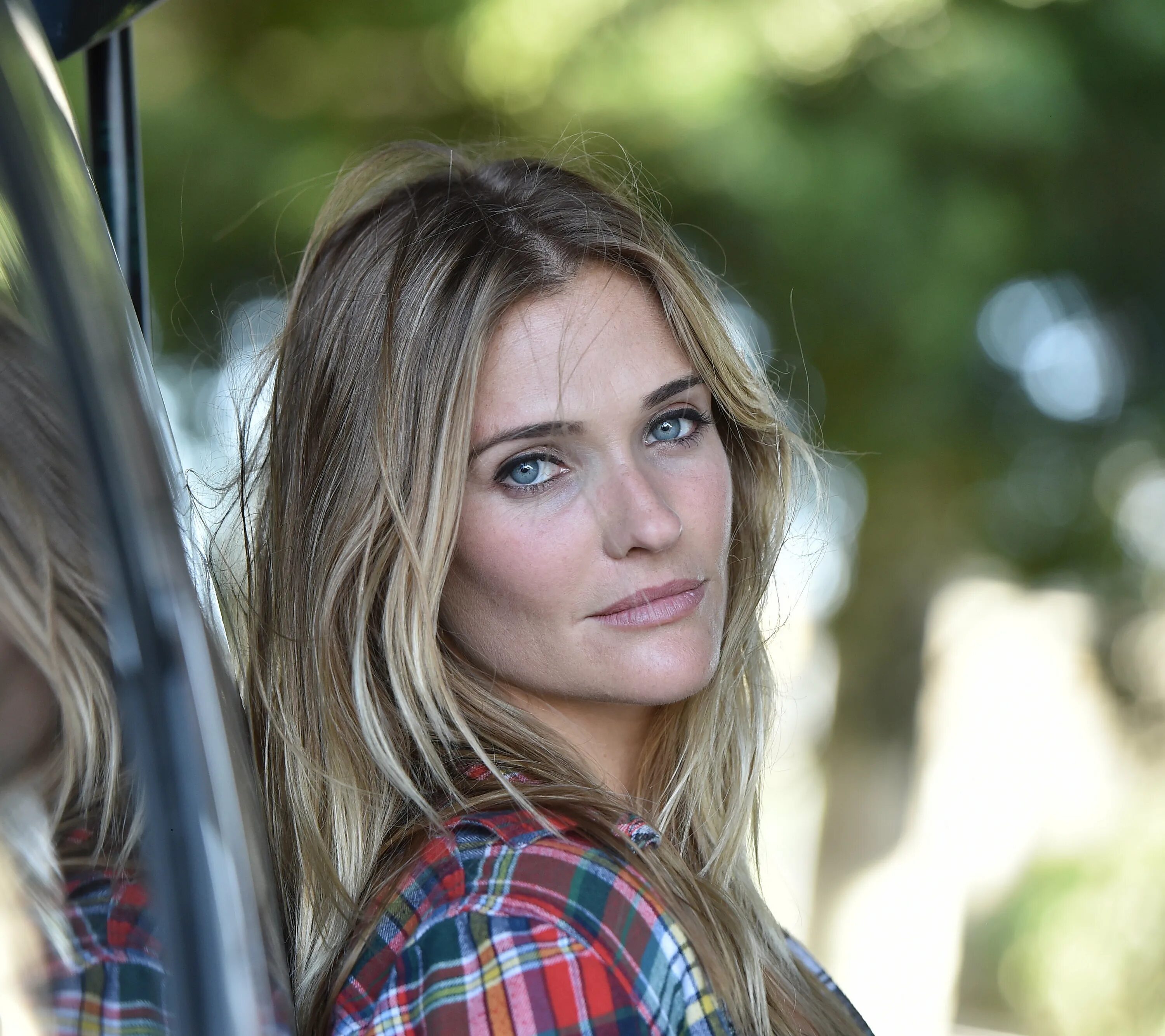 Посе. Они бре т. Брэд питтв филмье бойцовский куб. Они бре т. Они бре т.