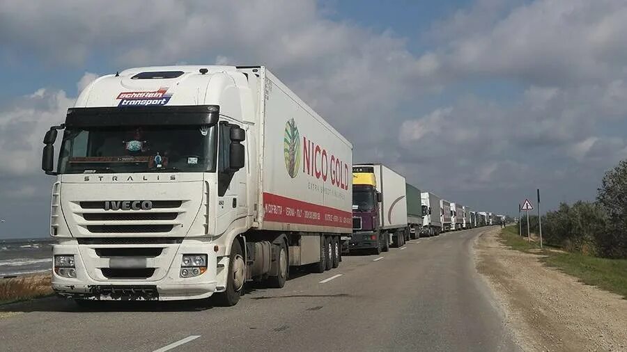 собственники фур. автомобильные перевозки. Enica-express. грузовик мерседес. собственники фур.