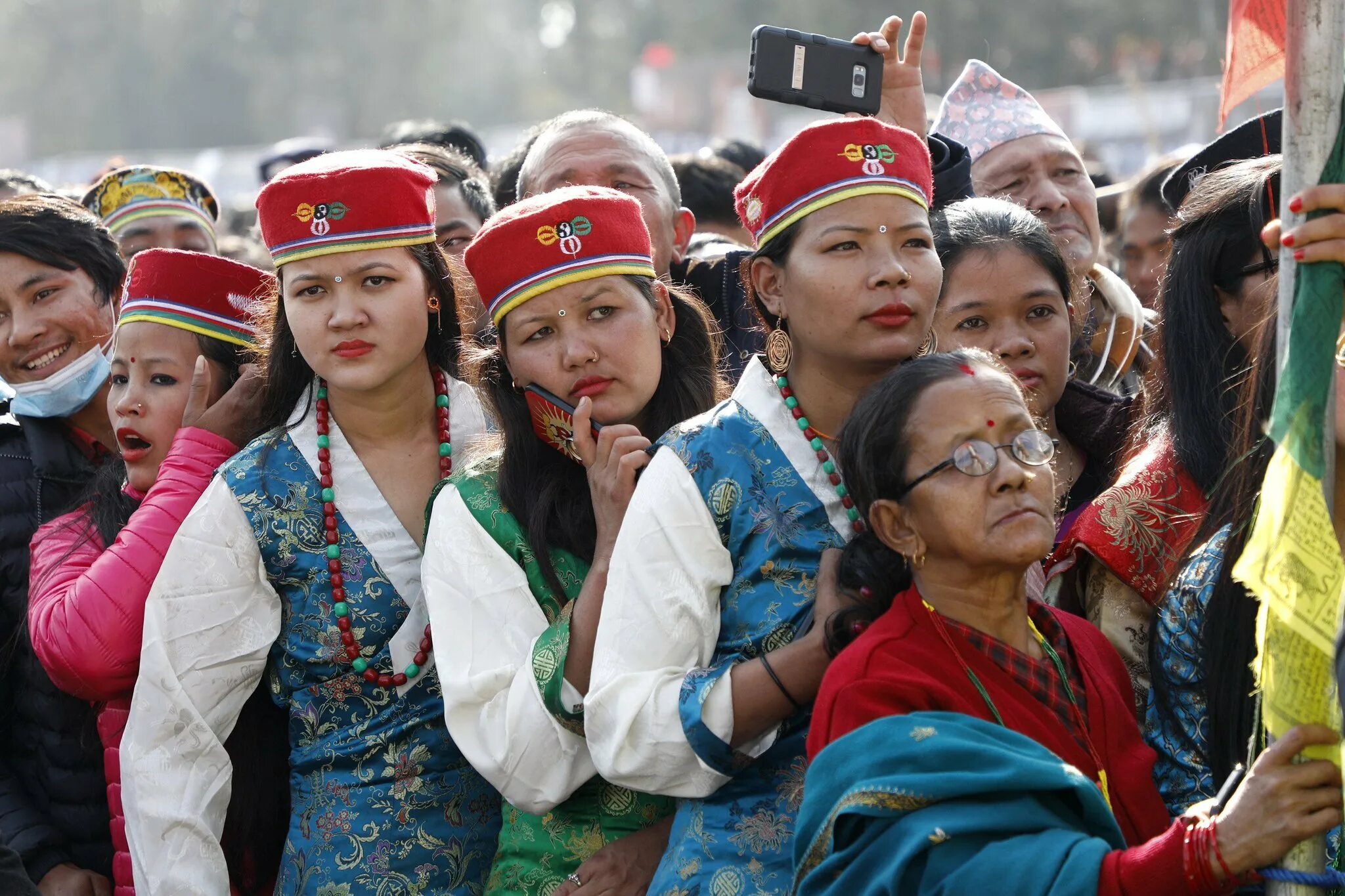 Народ без страны. Чхетри Непал. Народ курги Непал. Сонам Лосар. Непал Тхару.