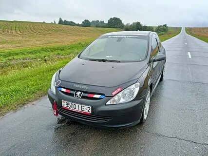 Машина пежо заводится