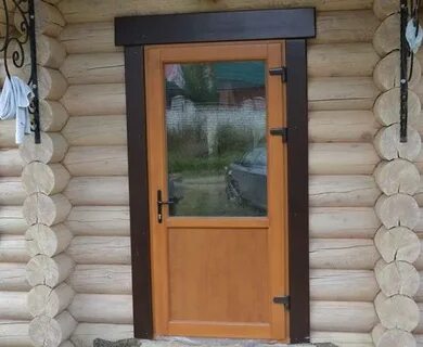 Какую дверь в баню с улицы