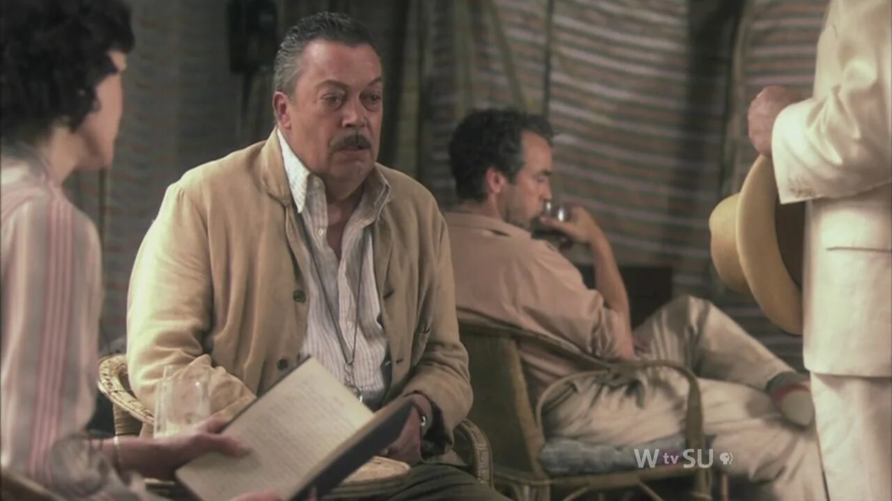 Пуаро свидание со смертью дэвид суше. Пуаро агаты кристи сериал свидание со смертью. Свидание со смертью пуаро агаты. Свидание со смертью фильм 1988. Свидание со смертью пуаро агаты.