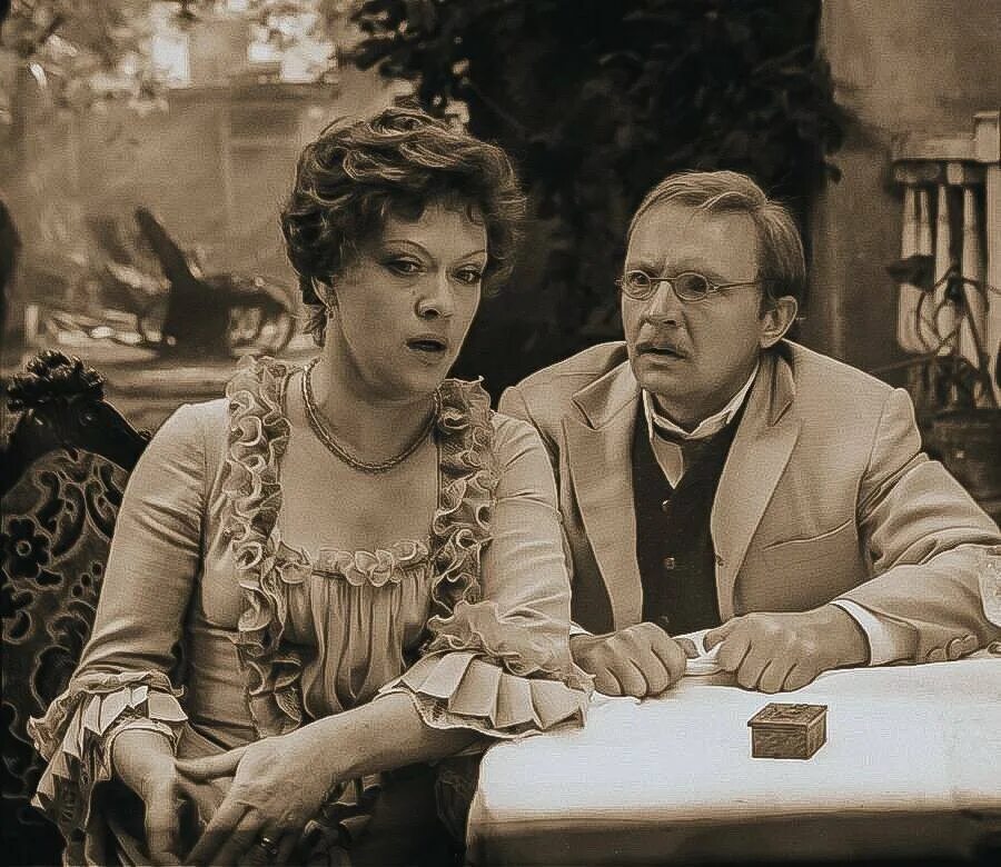 Бесприданница фильм 1936. Лариса гузеева в фильме жестокий романс. Жестокий романс фильм 1984. Жестокий романс бесприданница. Афиши спектакля а.