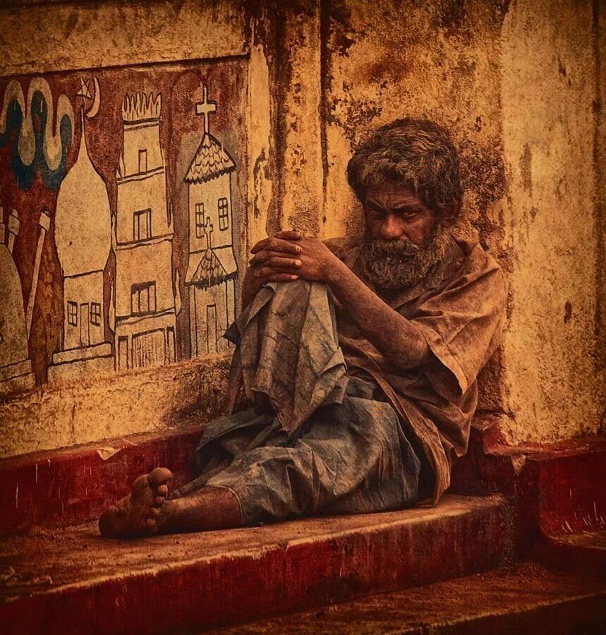 Нищий человек. Бедность по другому. Бедность в россии. Бедность плакат. Бедность по другому.