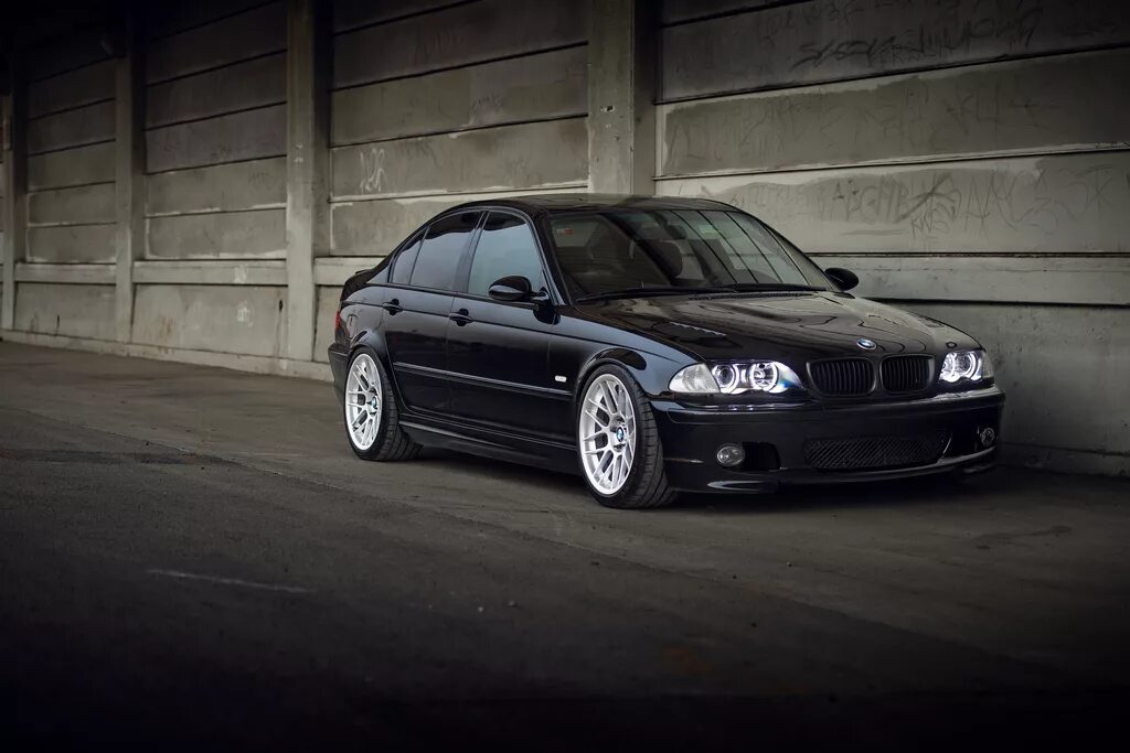 2.2 е46. BMW e46. BMW e46 черная. BMW e46 дорест. БМВ е46 черная.