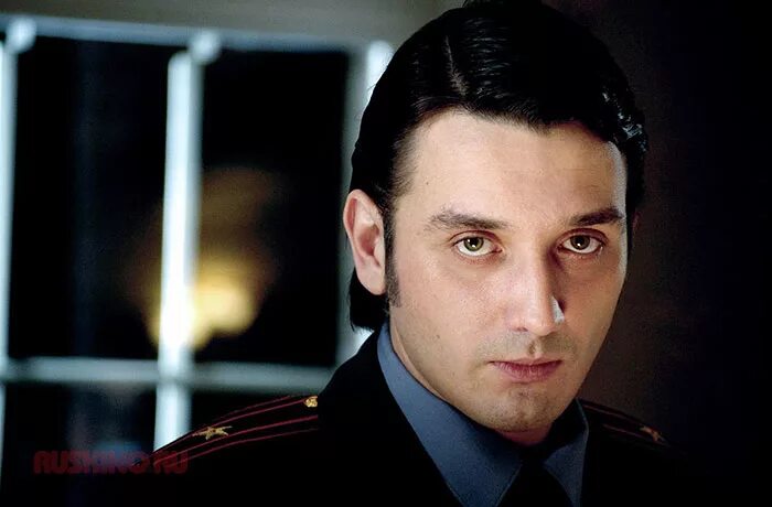 Предатель сериал актеры и роли фото Кадры и фото из сериала Предатель