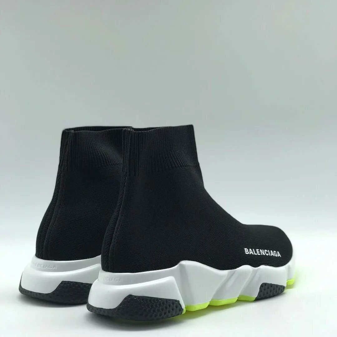 Спид трейнер. Баленсиага кроссовки Speed Trainer. Кроссовки Баленсиага Speed Trainer Green. Balenciaga Speed Trainer черные. Кроссовки Balenciaga Speed Trainer Triple Black.