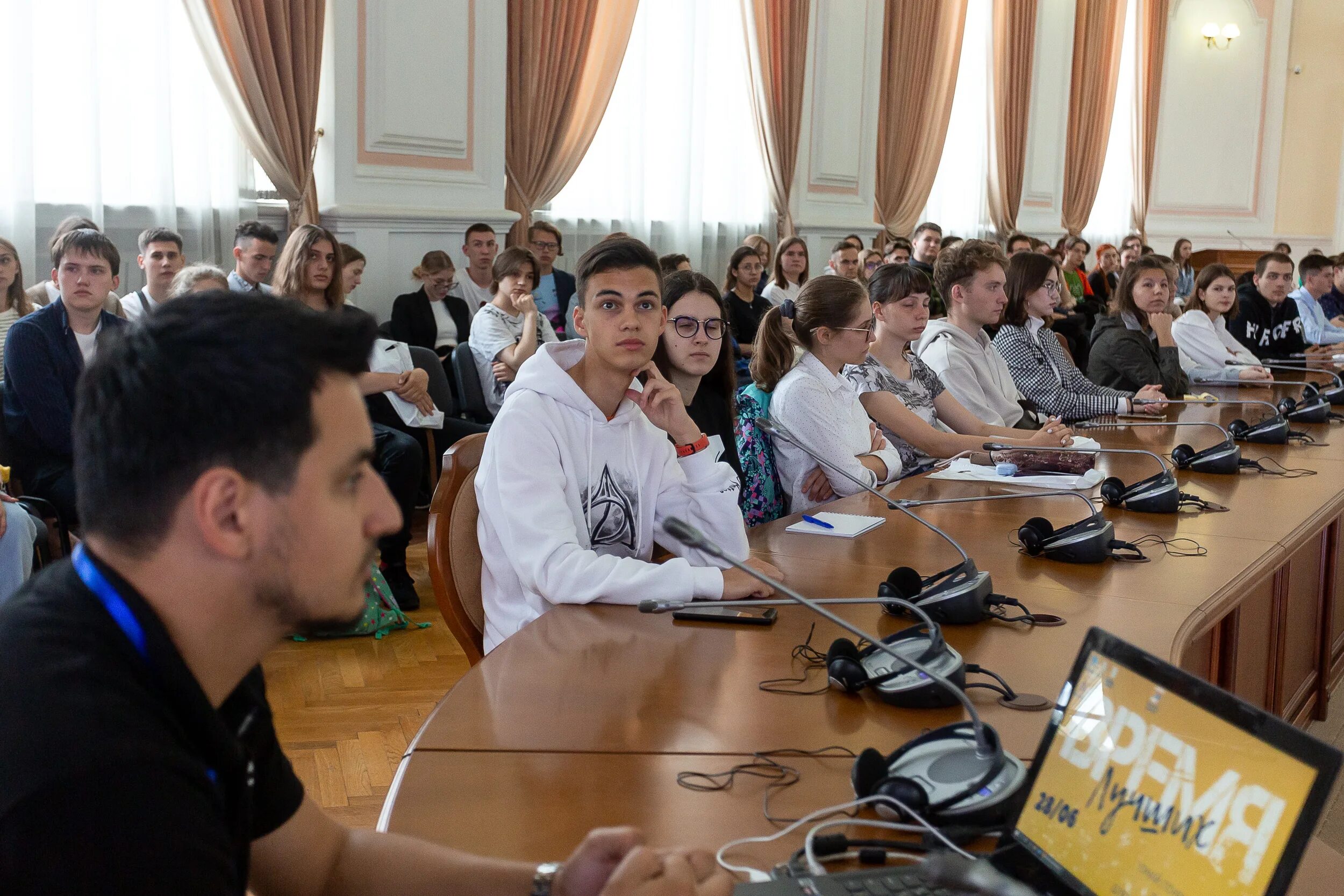 Абитуриент ТГУ. Абитуриенты Томск. Поступаю в ТГУ. Преподаватель в университете. Сайт тамбовского университета