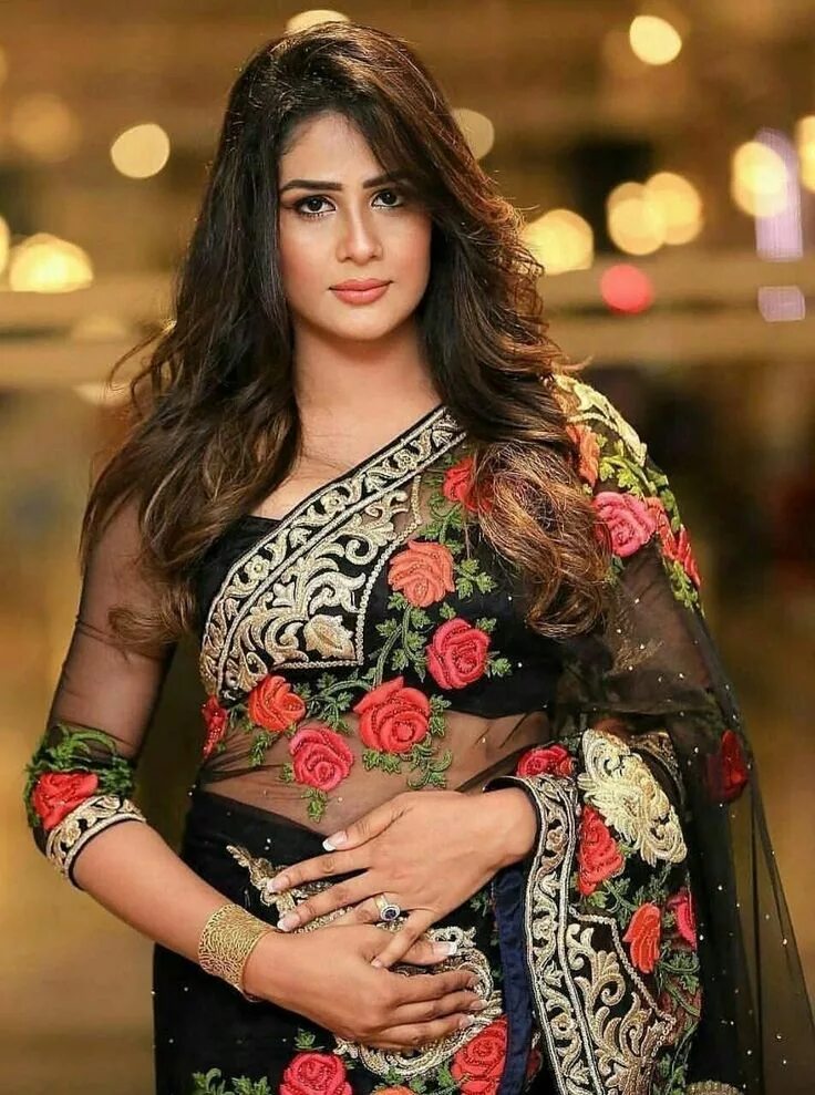 Ализе шах пакистанская актриса. Сонал чаухан в индийских нарядах. Зеба пакистанская актриса. Ализай расул,пакистанская актриса. Пакистанский.