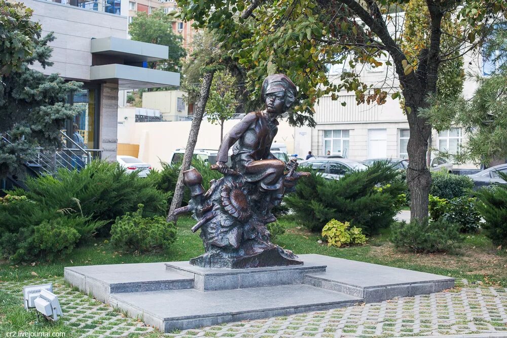 Памятник жванецкому в ростове фото. Купец коробейник и его кот ростов на дону. Памятник жванецкому в ростове фото. Основателям крепости димитрия ростовского. Памятник жванецкому в ростове фото.