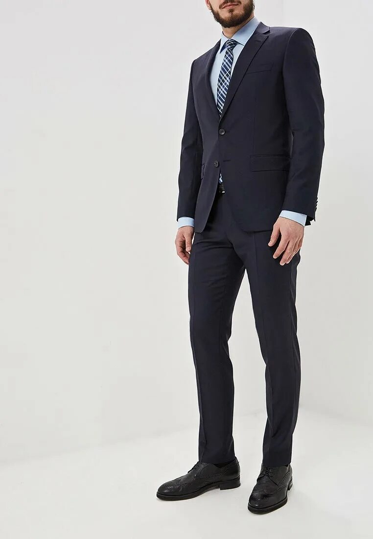 Костюм хьюго босс. Классический костюм hugo boss. Класисеский костюм хюго бос. Костюм хуго босс мужской классический. Костюм тройка hugo boss.