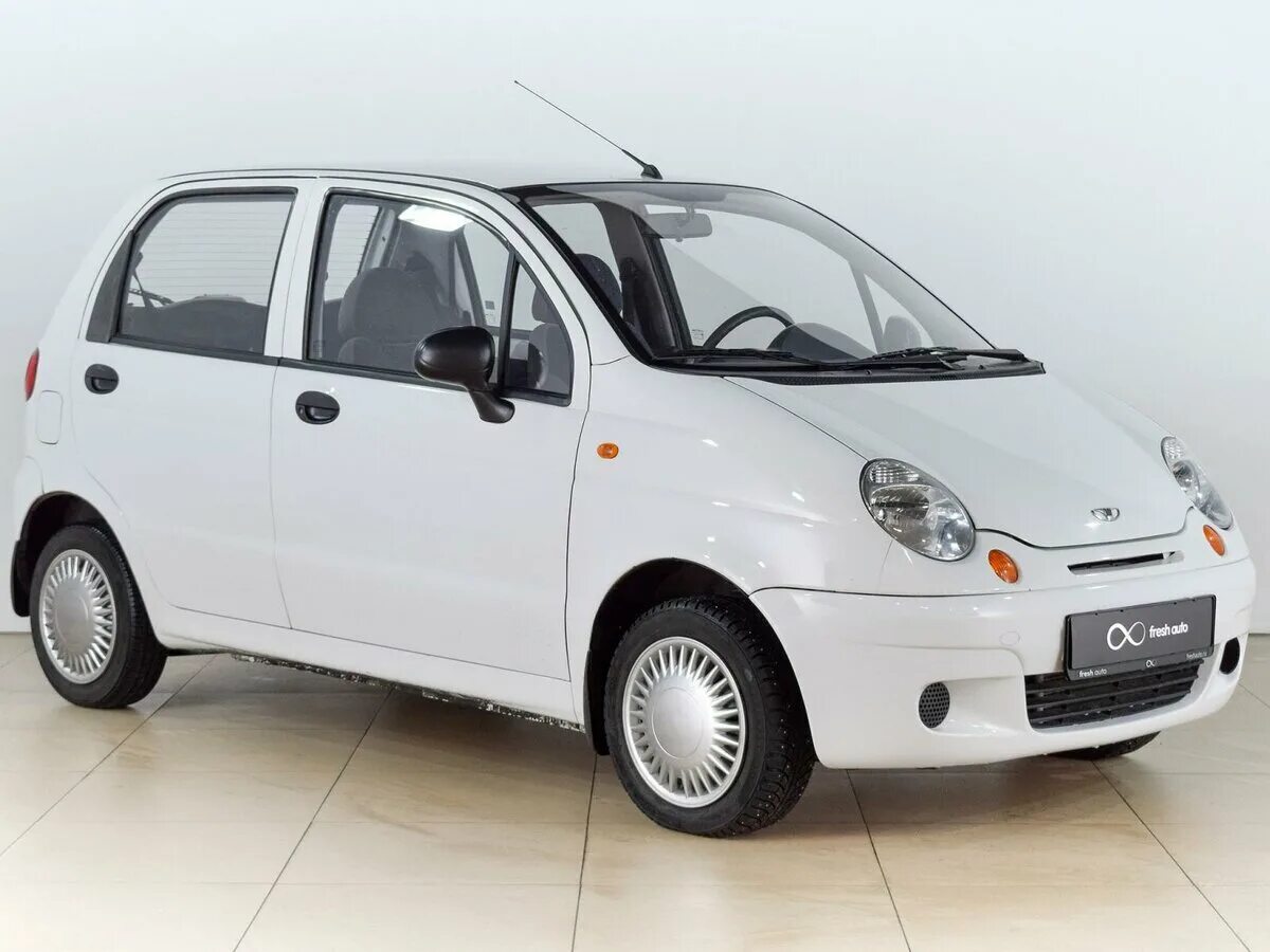 Daewoo matiz старый. машина daewoo matiz. Matiz 1. синий матиз за тонировоный. Daewoo matiz черные диски.