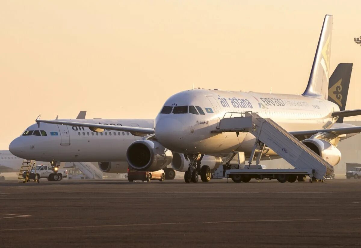 Купить авиабилеты эйр астана. A321 Neo Air Astana. A321neo Air Astana kgdneo. Airbus a321neo Air Astana. Airbus a321 Air Astana.