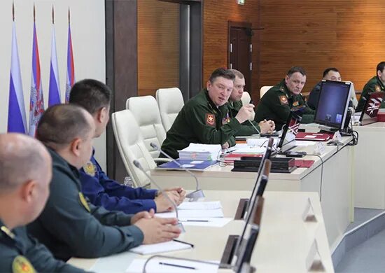 Сайты сша. Екатеринбургское суворовское военное училище первомайская. Екб здание цво. Штаб центрального военного округа екатеринбург. Сайт мо екатеринбург.