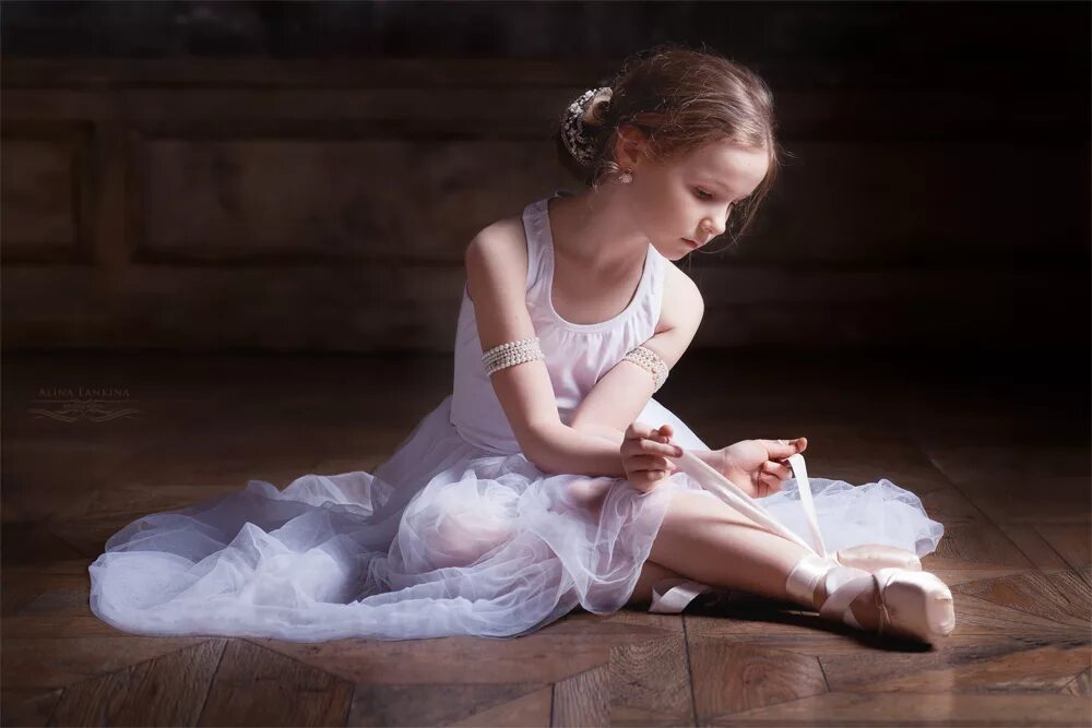 Девочки балерины. Девочки балерины. Литтл балерина. Девочки балерины. Маленькая балерина.