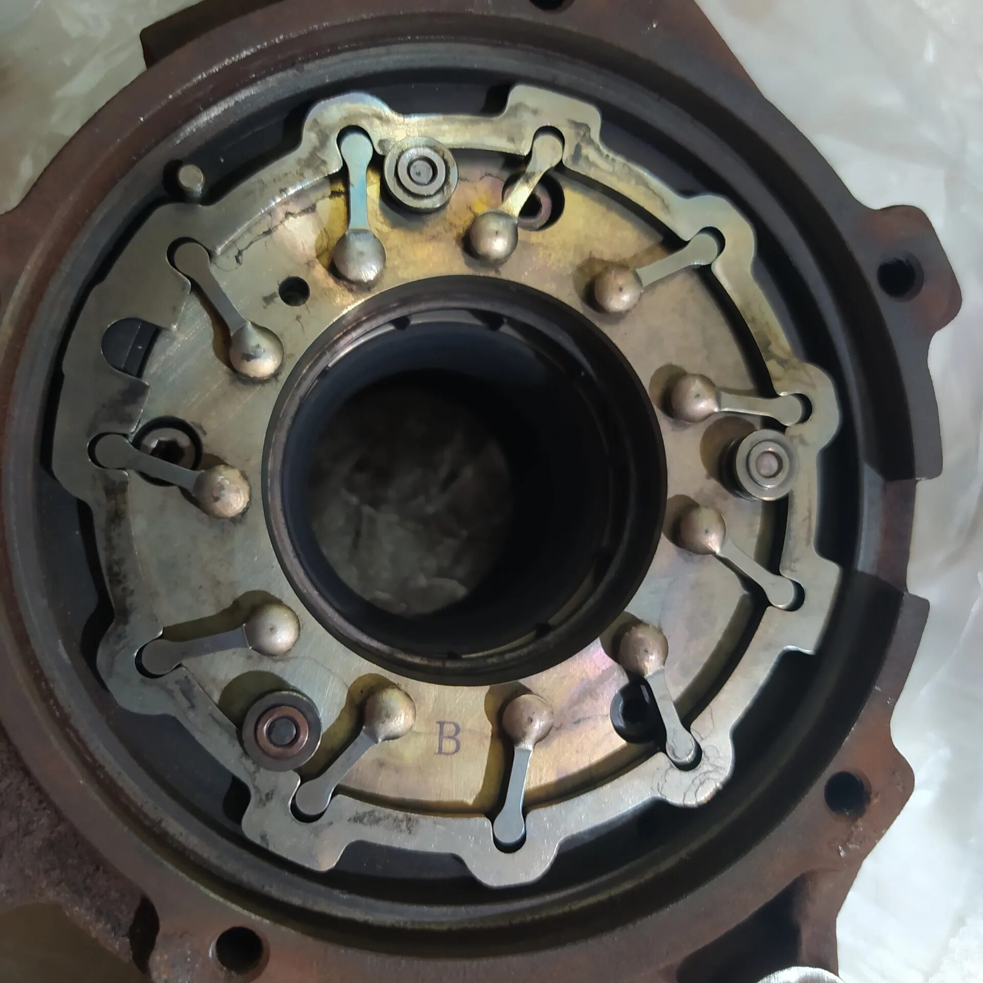 Геометрия турбины форд мондео 4 дизель. Турбина с изменяемой геометрией vag. Настройка геометрии турбины. Геометрия турбины ford mondeo. Турбина с управляемой геометрией.