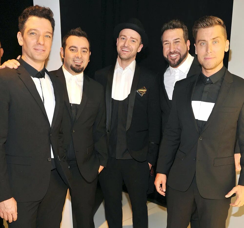 Тимберлейк группа. Nsync группа 2000. Nsync солисты. Джастин тимберлейк n'sync. Джастин тимберлейк группа nsync.