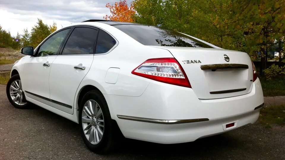 Ниссан тиана 32. Nissan Teana j32. Nissan Teana j32 белая. Nissan Teana j32 2013. Nissan Teana j32 Рестайлинг.