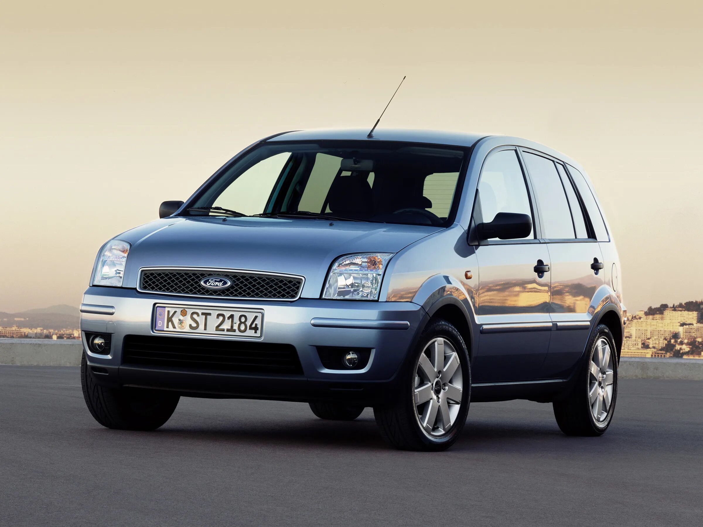 Ford fusion 2002. Ford fusion 2002 год. Ford fusion 2002-2012. Форд фьюжн. Форд фьюжн 1.