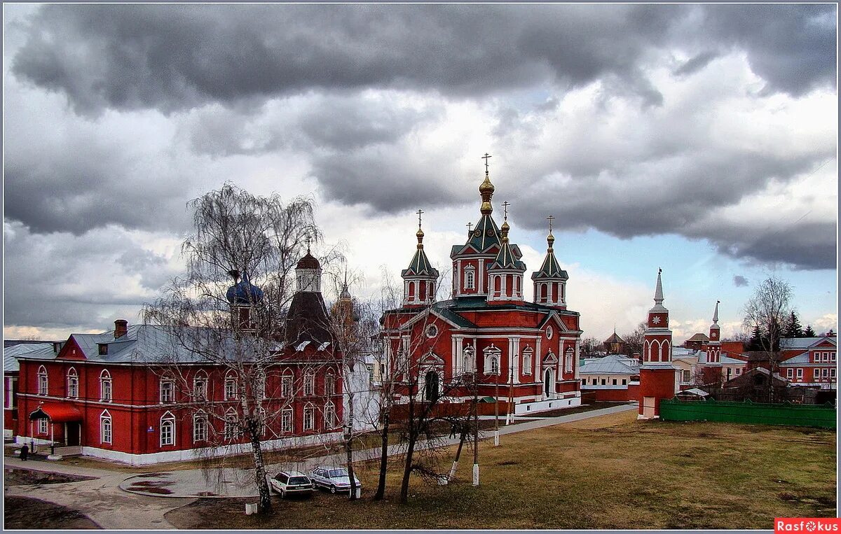 свято-троицкий ново-голутвин монастырь. успенская церковь брусенского монастыря в коломне. троицкий ново голутвин монастырь в коломне. коломенский женский. троицкий ново голутвин монастырь в коломне.