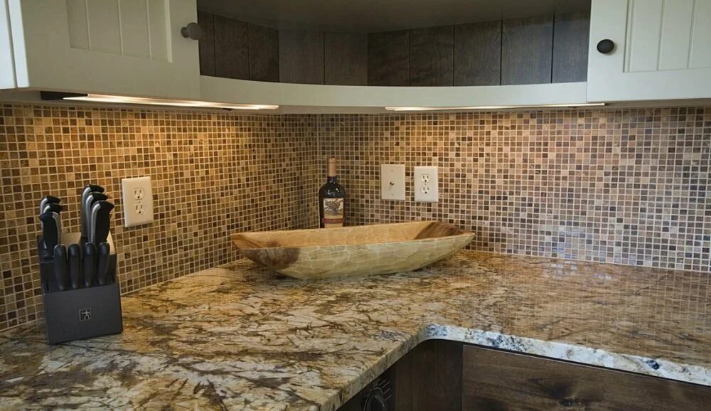 Moving Company Quotes & Tips to Plan Your Move MYMOVE Modern kitchen tiles, Mode