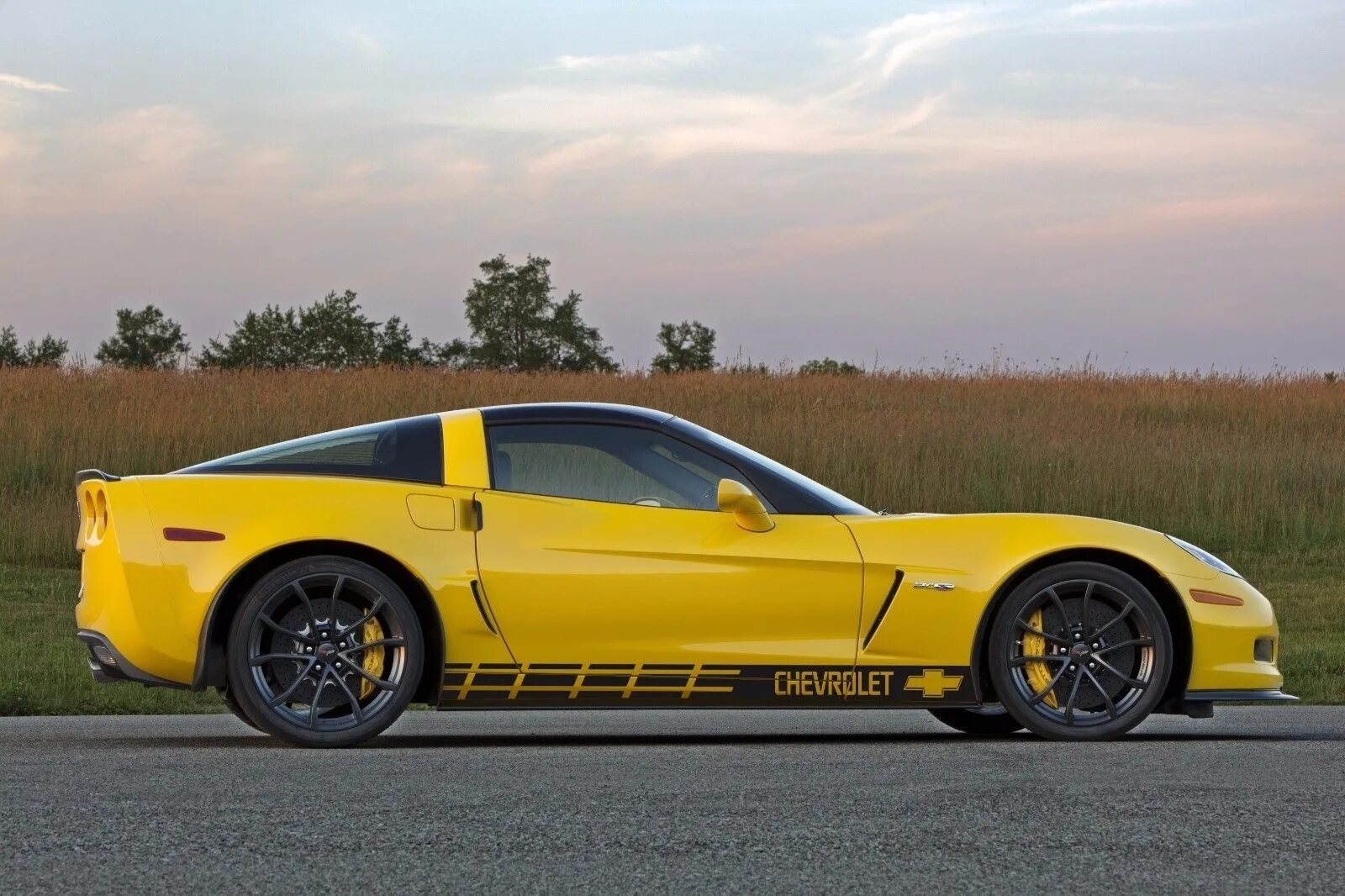 Chevrolet corvette c6. Chevrolet Corvette c6 z06. Chevrolet Corvette c6 2006. Chevrolet Corvette c06.