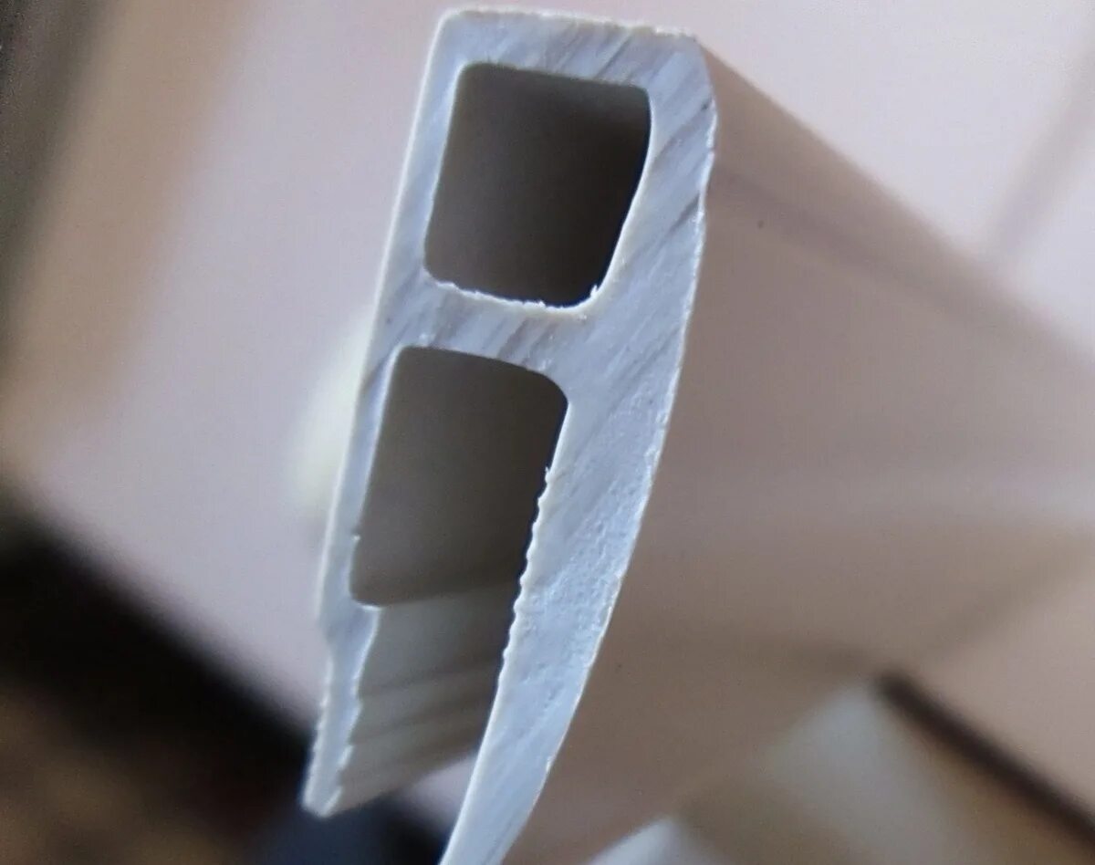 Теневой профиль eurokraab. Теневой пластиковый профиль для натяжных. П. Теневой пвх профиль для натяжных. Теневой профиль бизон для натяжных потолков.