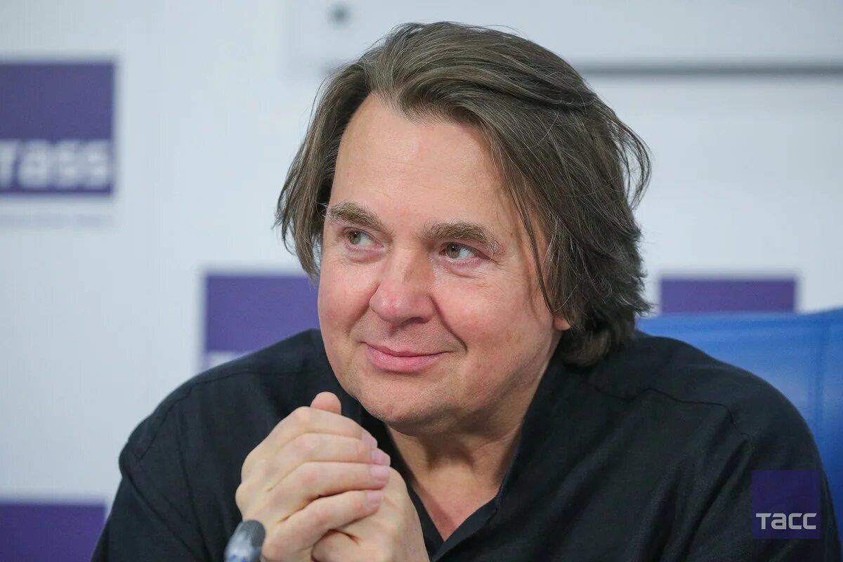 Директор первого канала сейчас 2023