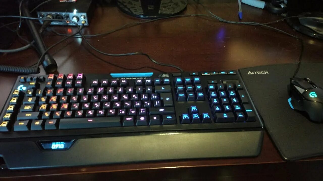 Spectrum обзор. Logitech spectrum g910. logitech g g910 orion spectrum usb. logitech g g810 orion spectrum black usb. logitech g g910 orion spark black usb.