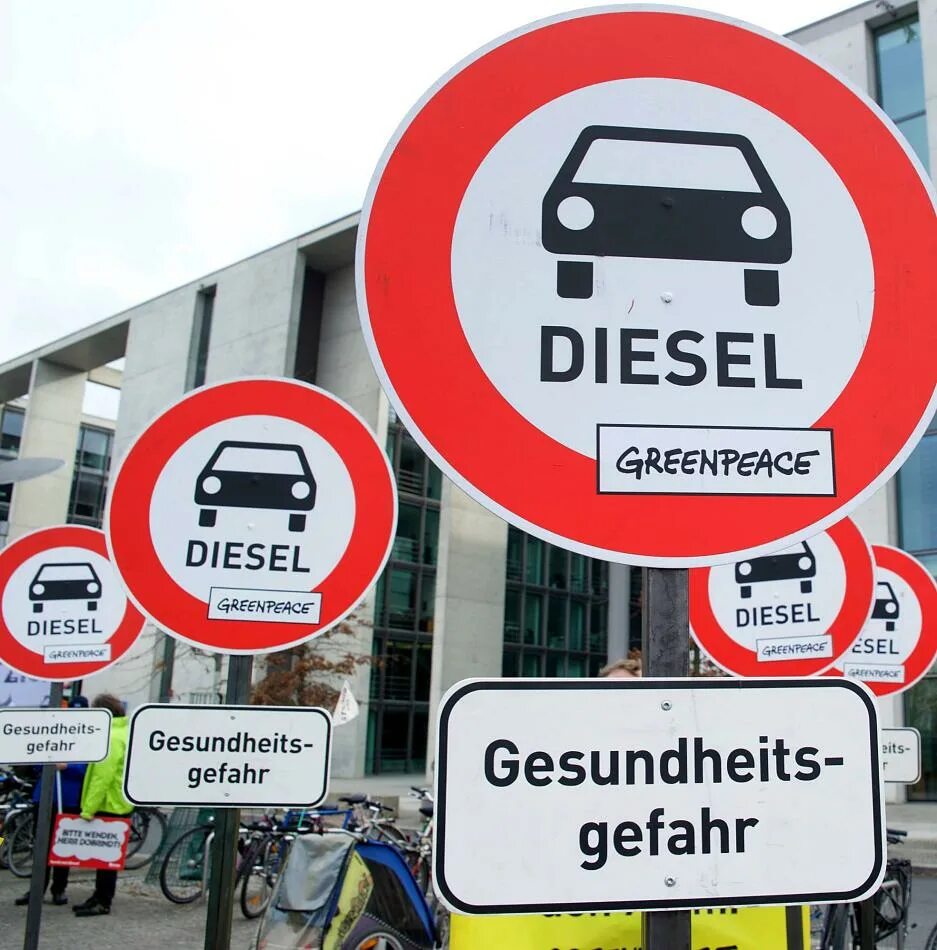 авто дизельное знак. берлин 8 улиц с запретом дизельных машин. запрет на дизельное топливо. запрет дизельных авто. авто дизельное знак.