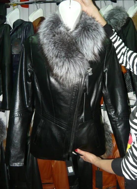 кожаная обувь женская. кожаные куртки садовод. натуральная кожа садовод. садовод кожаные куртки женские. кожаные куртки садовод.