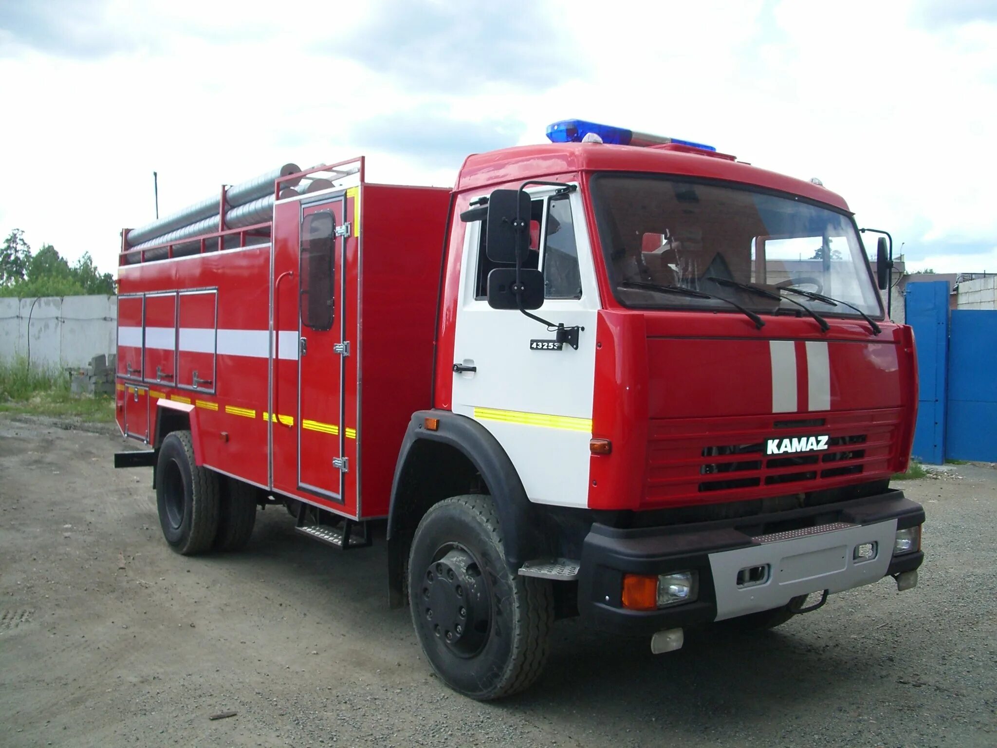 Ац 2 2 40 43253. Ац 5.0-40 камаз. пожарный камаз 43253. пожарная автоцистерна камаз 43253. камаз 43253 пожарный ац.