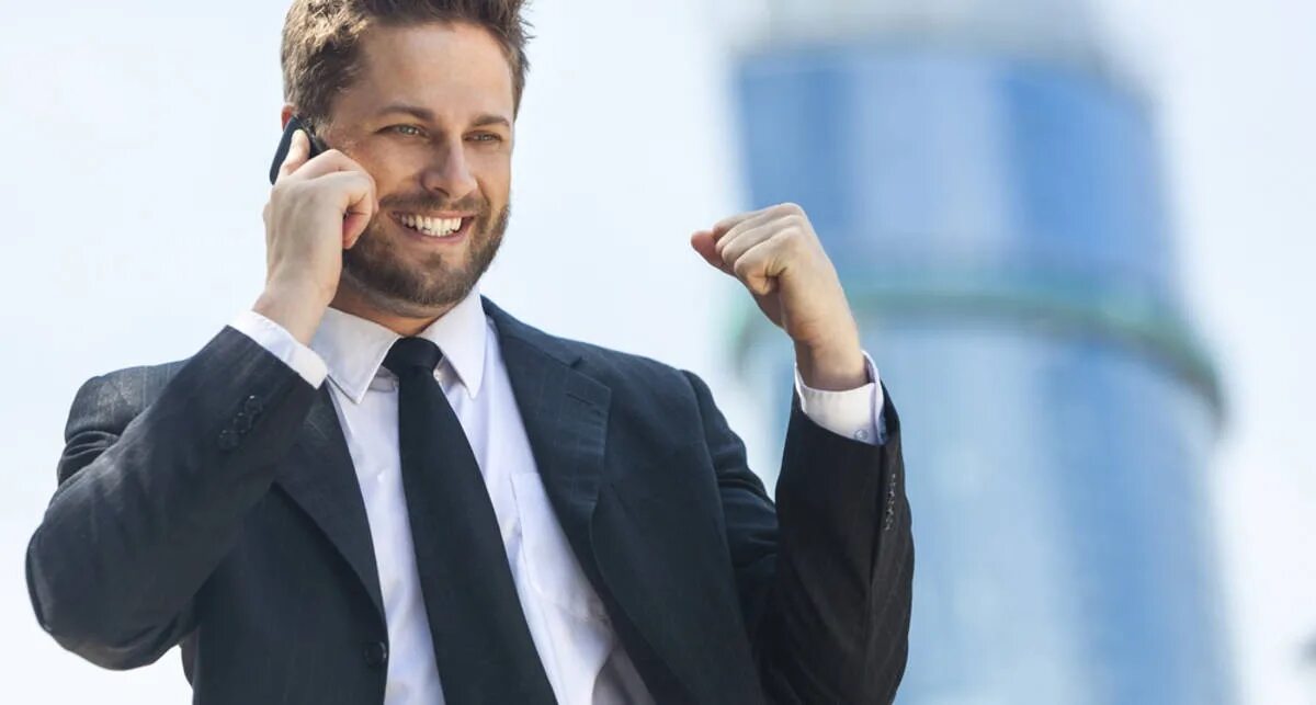 Начинающий предприниматель. Бизнесмен другими словами. Бизнесмен другими словами. Мужчина бизнесмен. Переговоры.