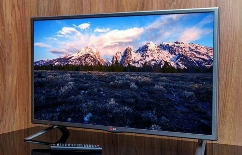 Телевизоры менее 32 дюймов. Телевизор 55 дюймов. Bbk 32lem-1053/ts2c. Samsung ue40eh5007 led. Haier 32 smart tv dx 2021 led.