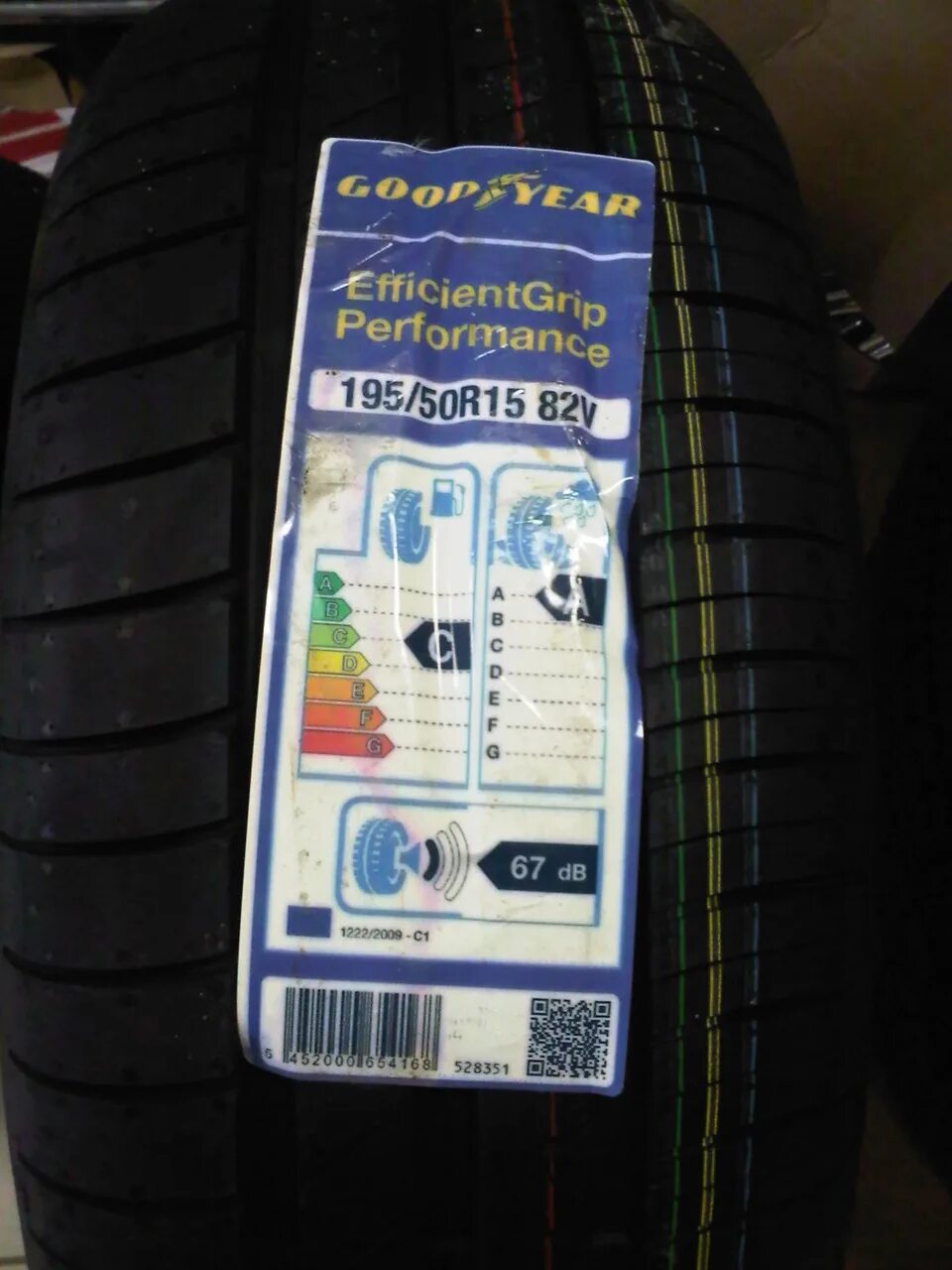 Гудиер эффициент грип перфоманс 2 205 60 16. Goodyear EFFICIENTGRIP Cargo 2. Гудиер эффициент грип перфоманс г20 265/50. BFGOODRICH advantage евроэтикетка.