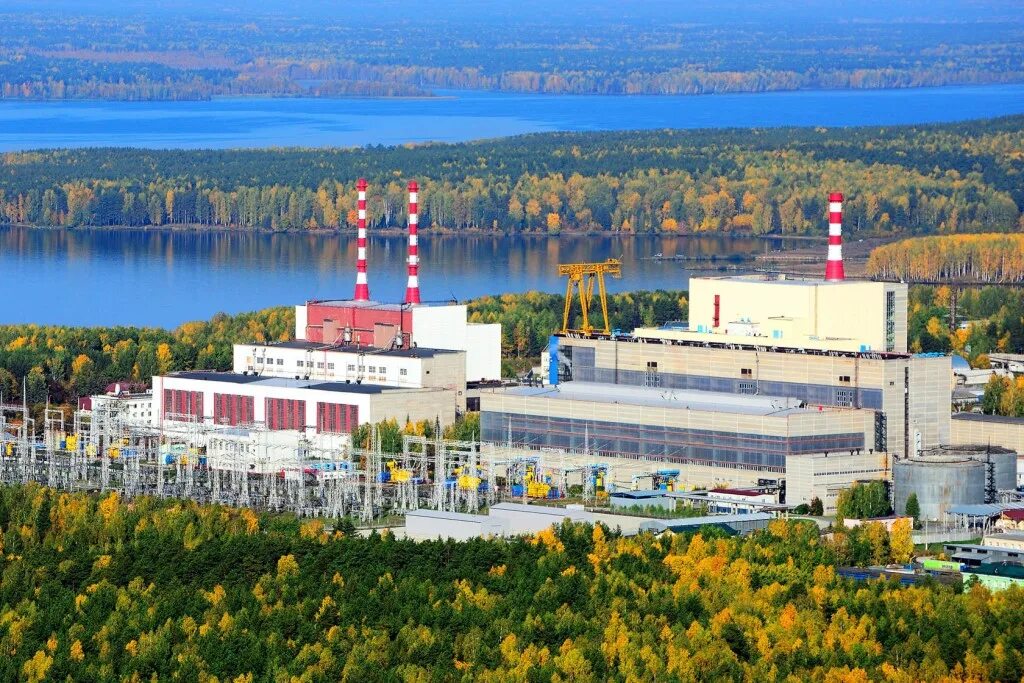Аэс брюс. Атомная станция аэс. Атомная станция аэс. 4 энергоблок белоярской аэс. Калининская атомная электростанция (каэс).