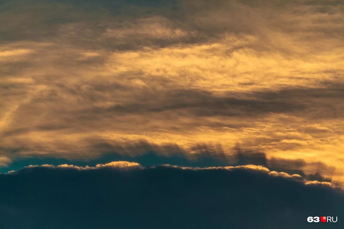 Небо шепчет. Небо шепчет