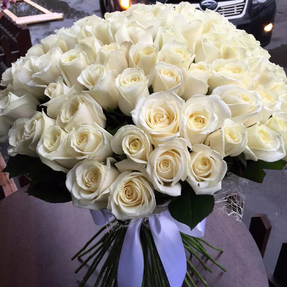 букет "аваланж". цветы белые розы красивые букеты. букет белых роз. букет владыке из белых роз. букет живых белых роз.