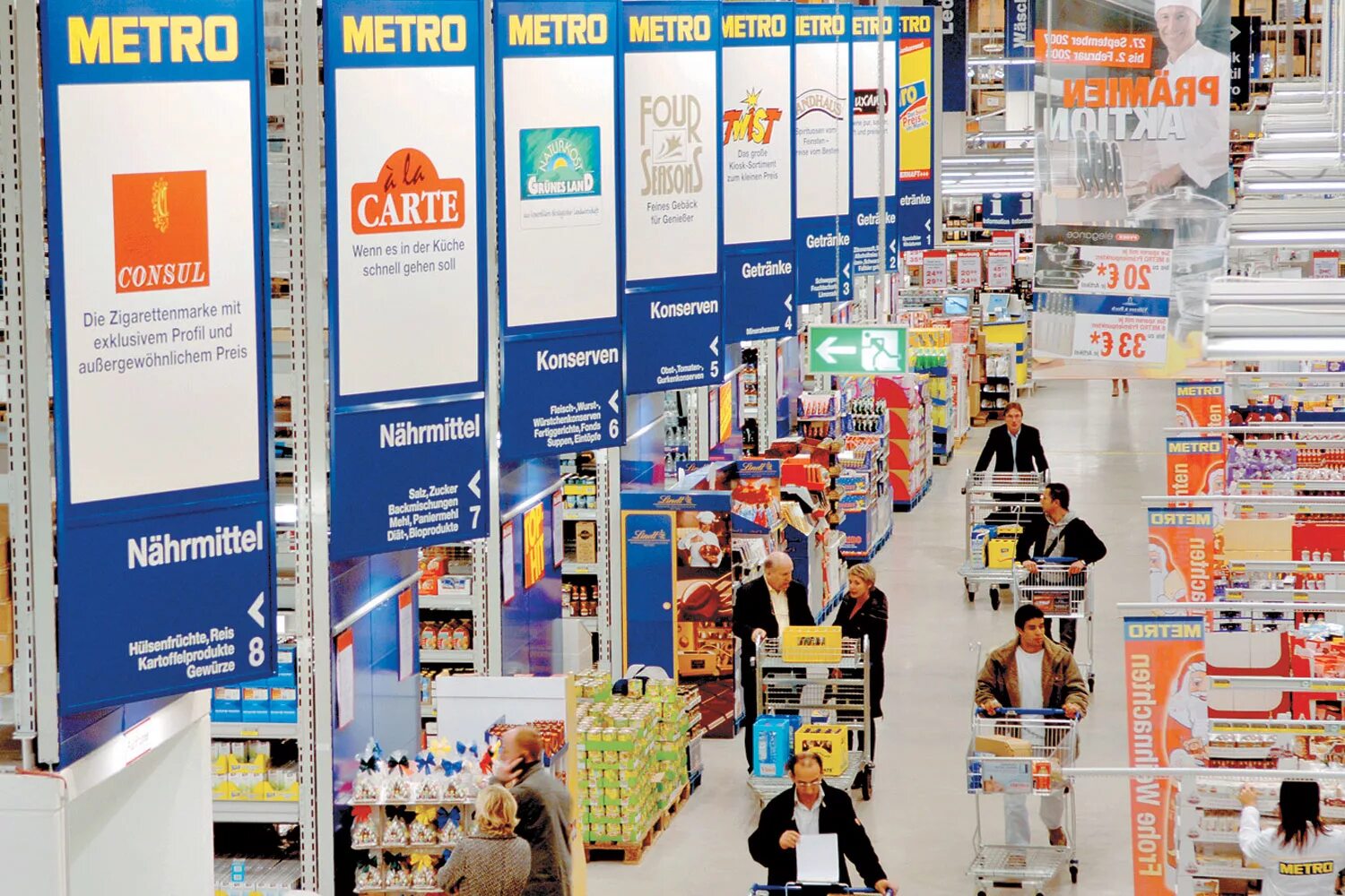 Сайт метро. Метро магазин реклама. Метро гипермаркет реклама. Реклама Metro Cash carry. Metro интернет магазин.