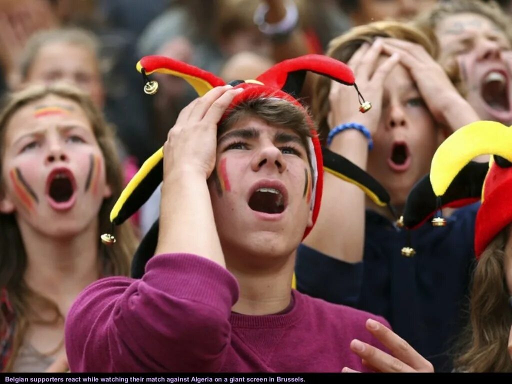 Болельщики. Футбольные фанаты субкультура. Болельщики футбола. Радость болельщиков. Класс фанаты.