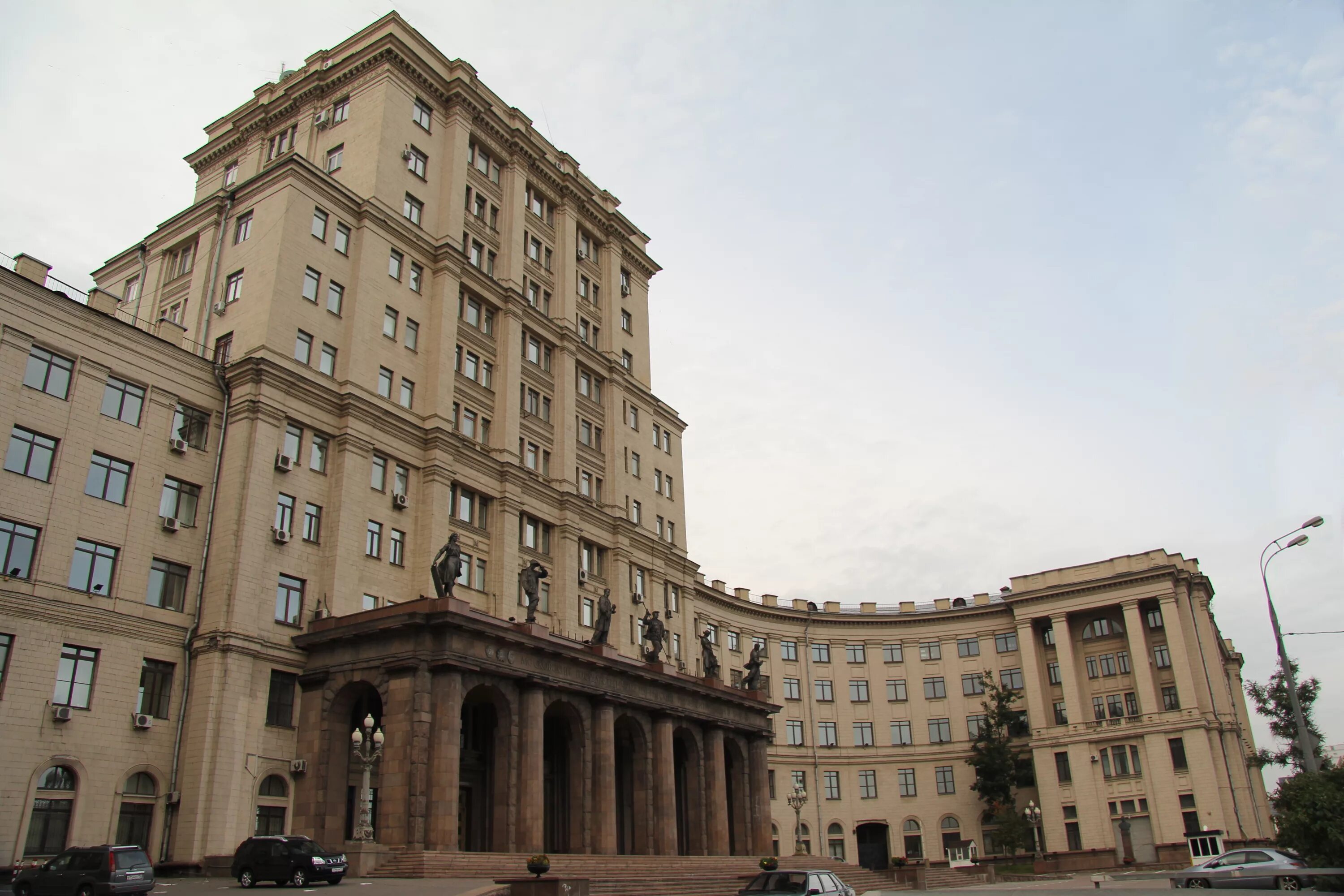 Э. Н. Мгту баумана главный корпус. Технический университет в москве имени баумана. Баумана.