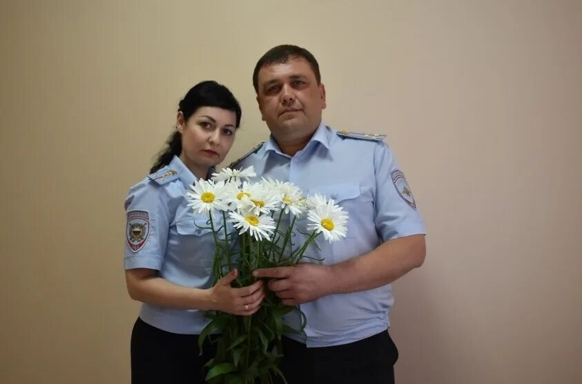 Новочеркасская полиция. Шумакова 17 новочеркасск. Служба в полиции. Народный полицейский. Новочеркасская полиция.