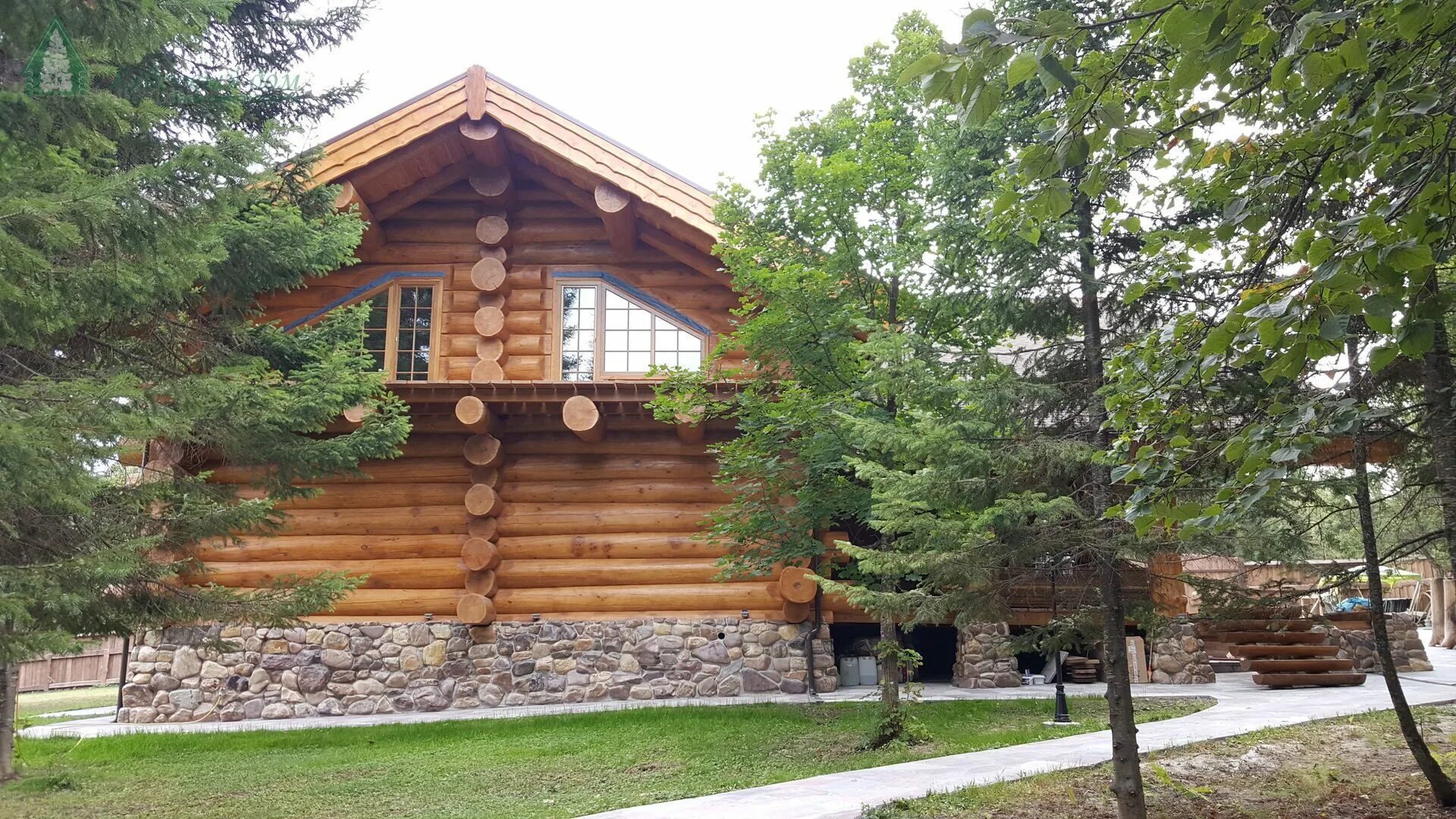 Сниму сруб. Канадский кедр сруб. Сниму сруб. Одноэтажный сруб терем. Имение спасское шатер.