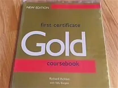 Gold учебник английского. English Gold учебник по иностранному языку Автор. Зелёный учебник Gold one. Gold English Elementary.