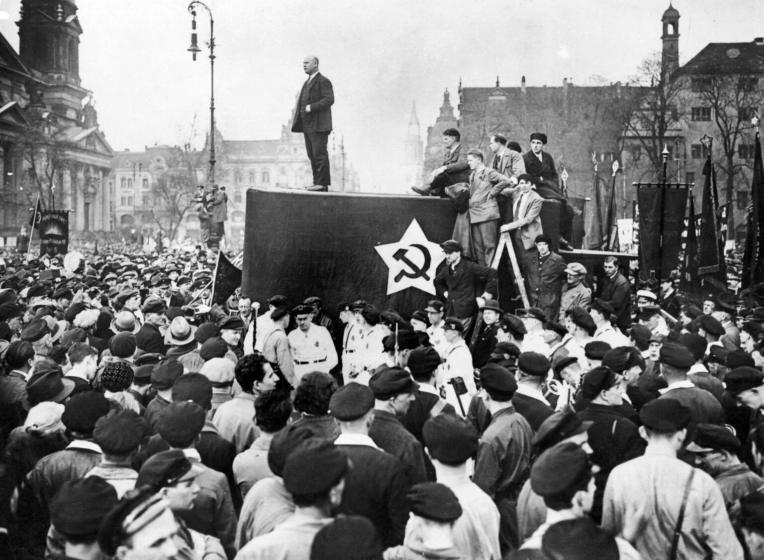 коммунистическое движение после первой мировой