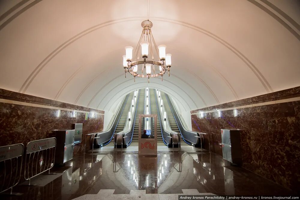 станция метро фрунзенская. замоскворецкая. станция метро фрунзенская сокольническая линия. станция метро фрунзенская минск. московский метрополитен фрунзенская вестибюль.