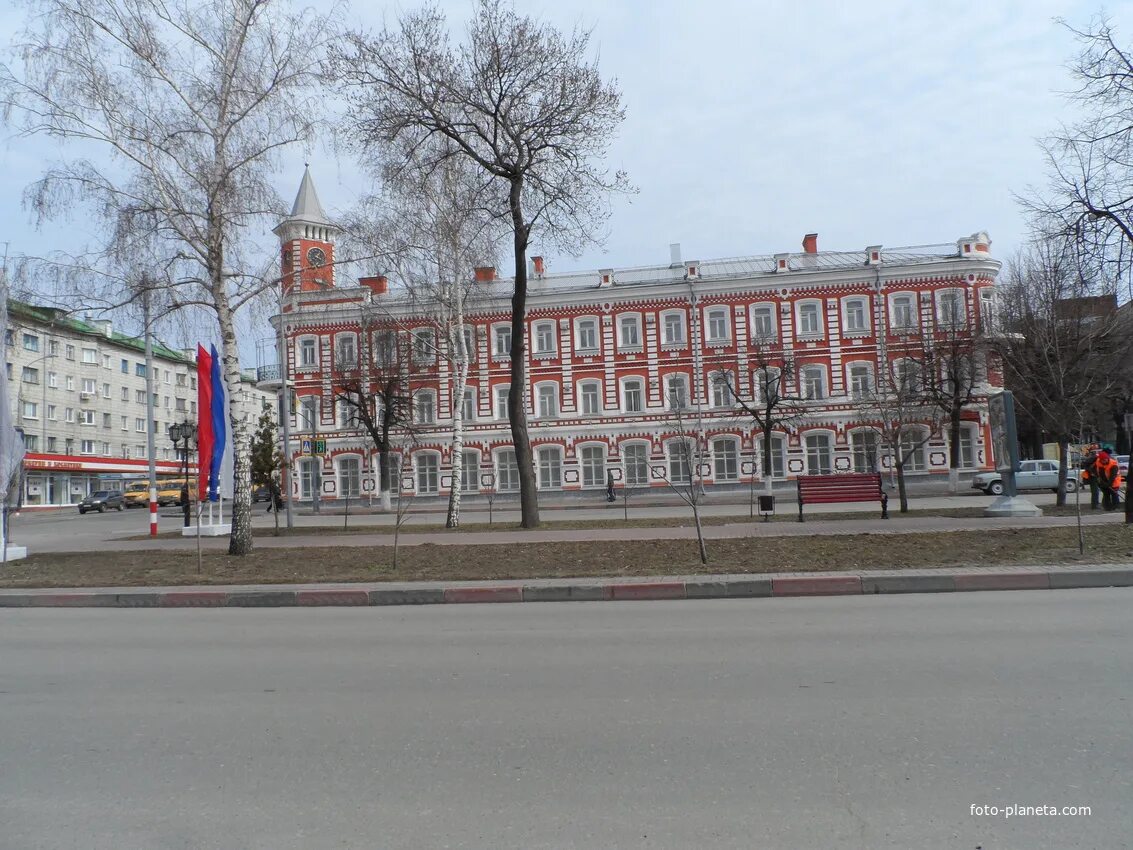 Гачеры фото. Улица Гончарова Ульяновск. Улправда улице Гончарова. Улица Гончарова Ульяновск фото. Ул. Гончарова, 50/1.